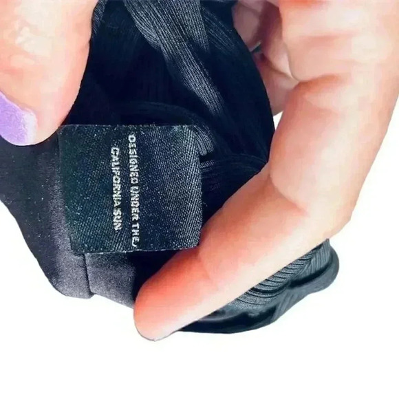 SUNN LAB SWIM Women's Black One Piece Swimsuit M V-Neck Adjustable Straps - Picture 8 of 8